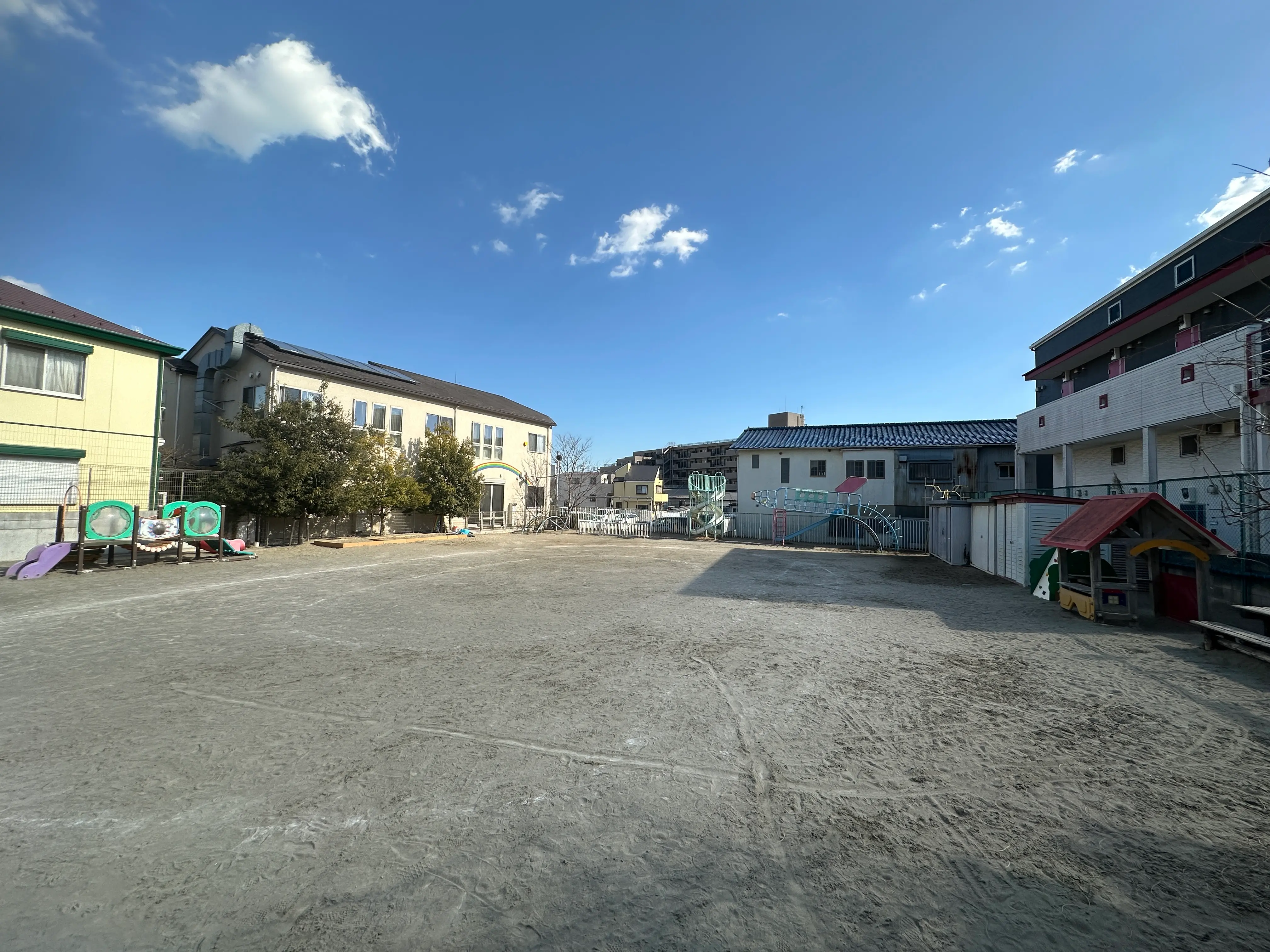 園庭 3